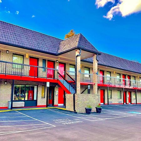 Travelers Inn エリザベスシティ エクステリア 写真
