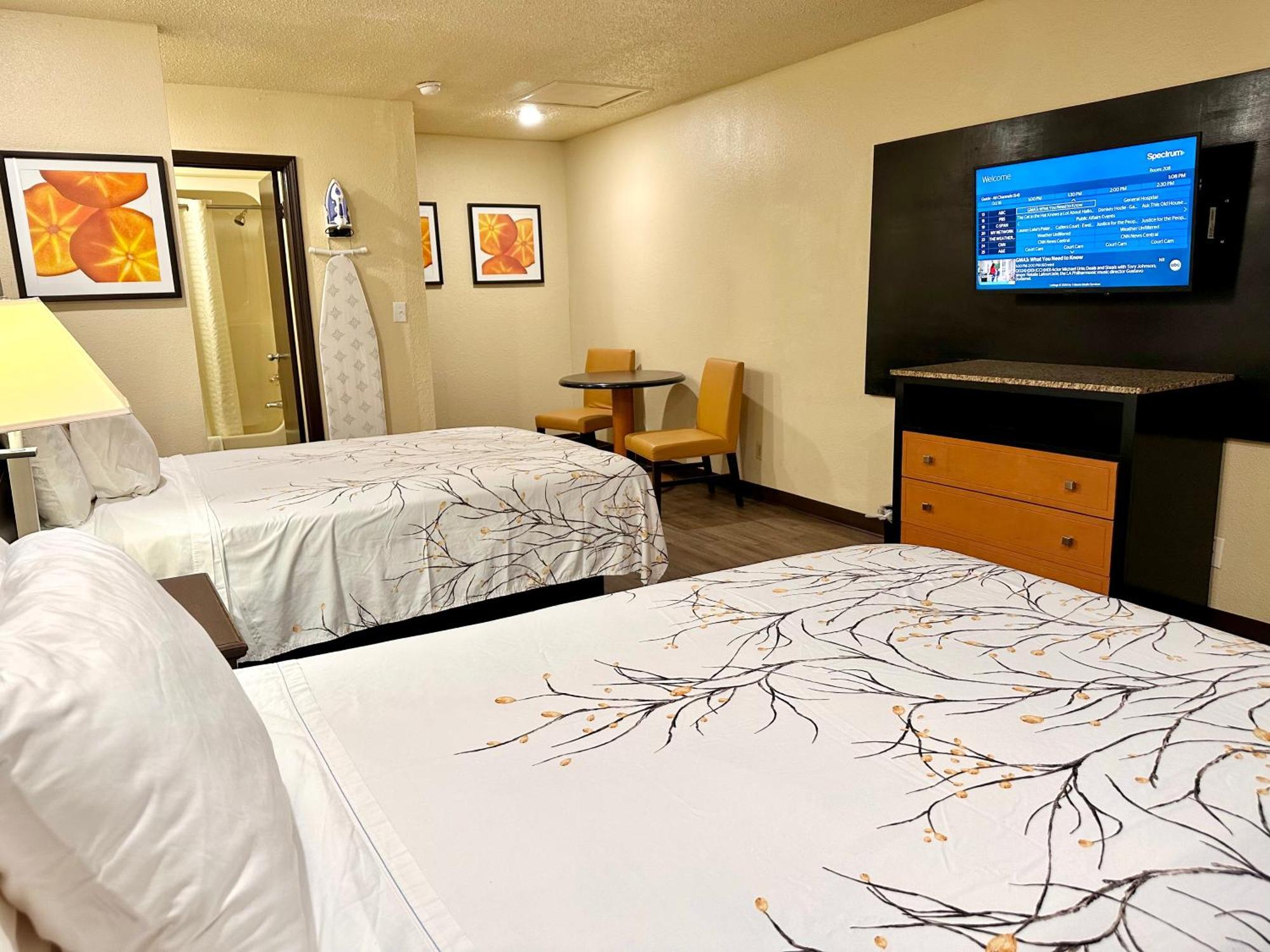 Travelers Inn エリザベスシティ エクステリア 写真